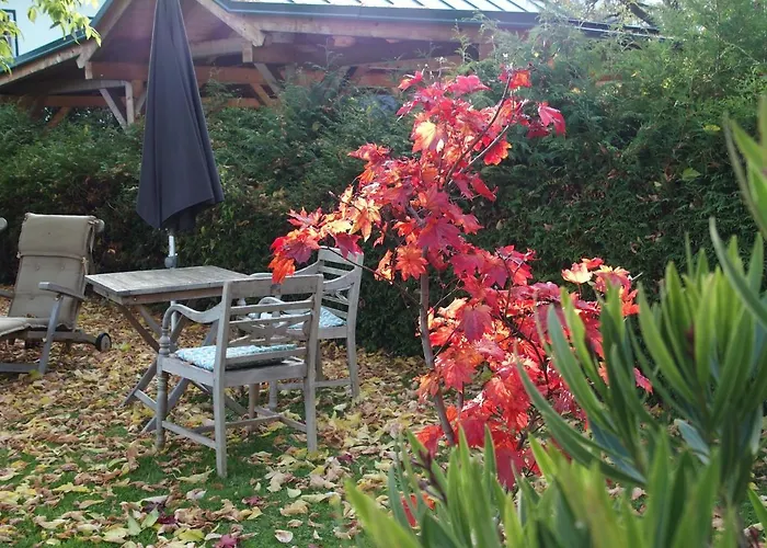 Alpenhof Bed & Breakfast 4*