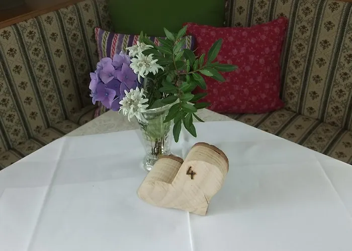 Alpenhof Bed & Breakfast 4*